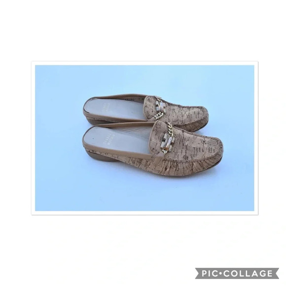 Stuart Weitzman flat mules - Picture 1 of 8